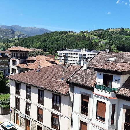 Ático La Plaza Apartamento Arriondas Exterior foto