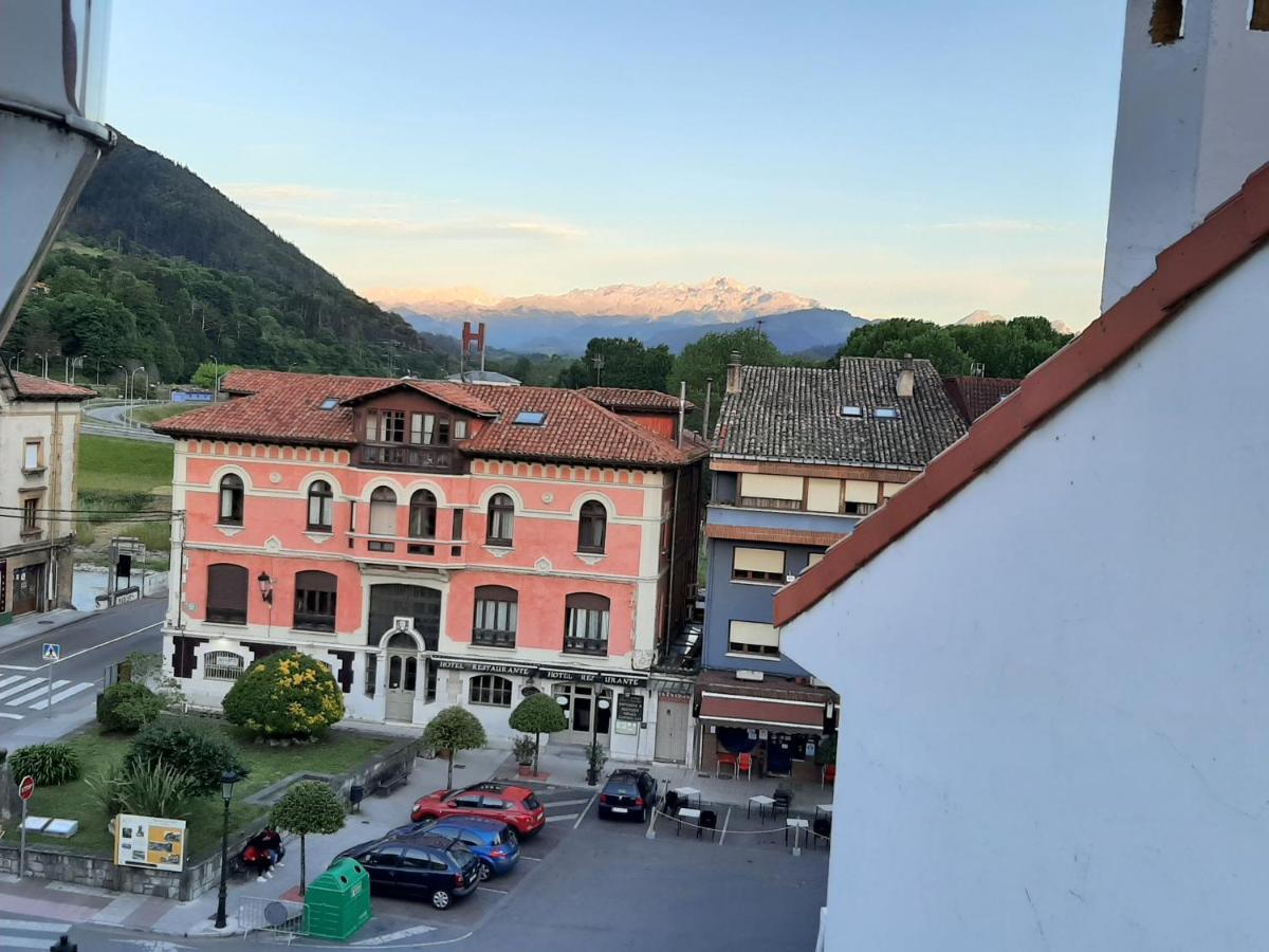 Ático La Plaza Apartamento Arriondas Exterior foto