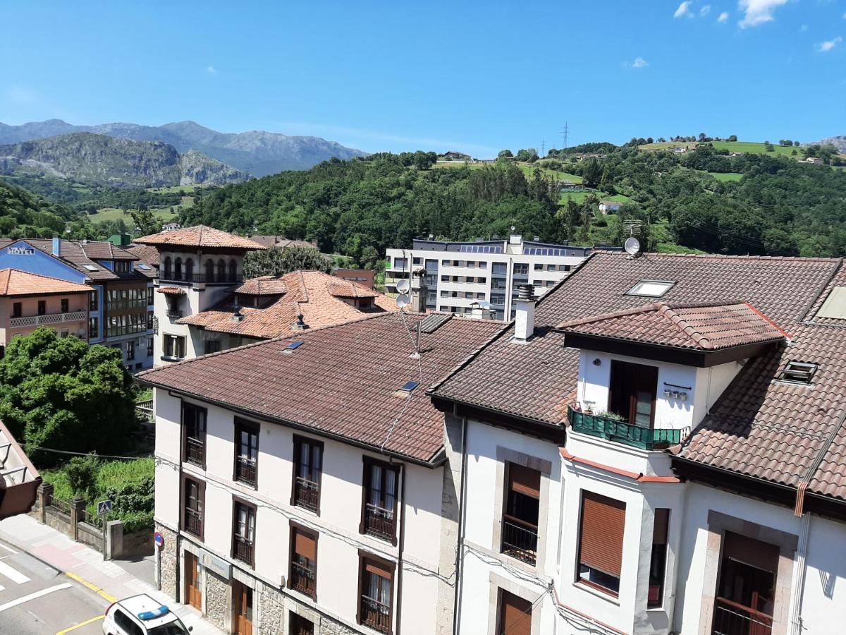 Ático La Plaza Apartamento Arriondas Exterior foto